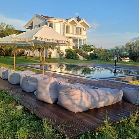 Villa Kamila Тирана Екстериор снимка