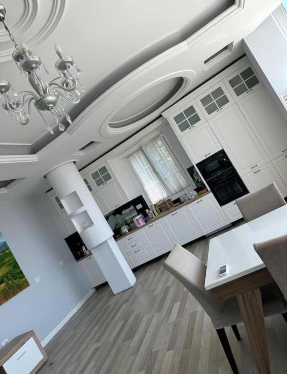 Villa Kamila Тирана Екстериор снимка