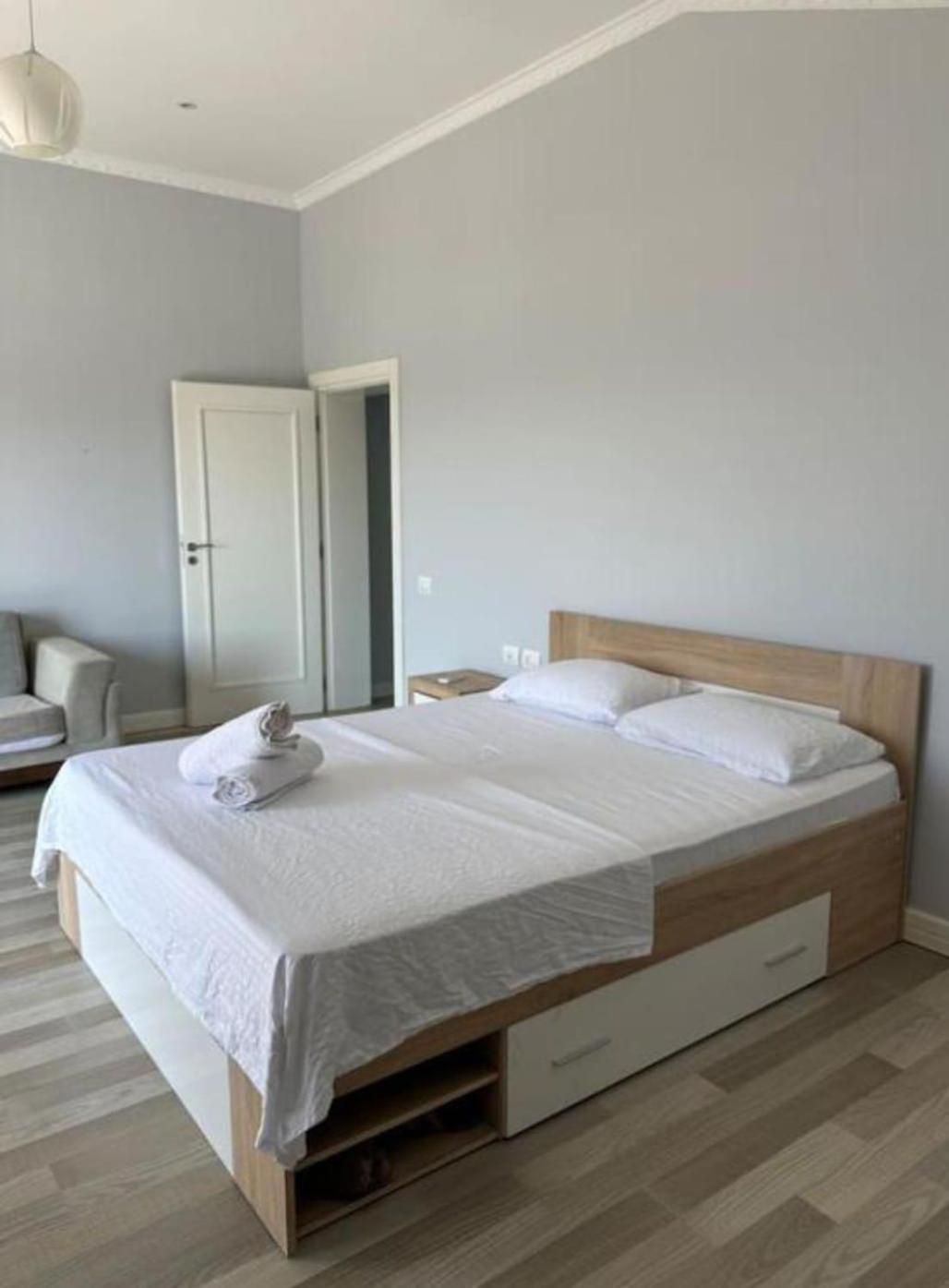 Villa Kamila Тирана Екстериор снимка